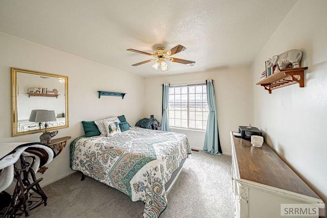 24 W 100 N, Blackfoot, ID 83221