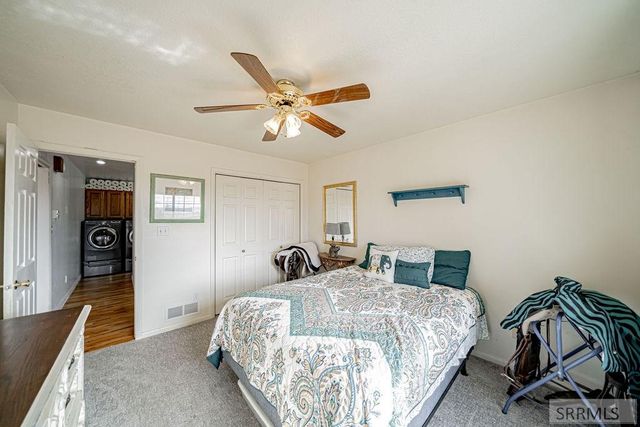 24 W 100 N, Blackfoot, ID 83221