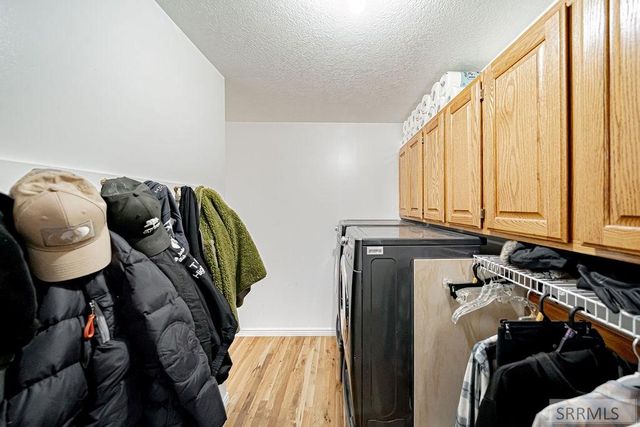 24 W 100 N, Blackfoot, ID 83221