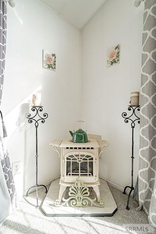 24 W 100 N, Blackfoot, ID 83221