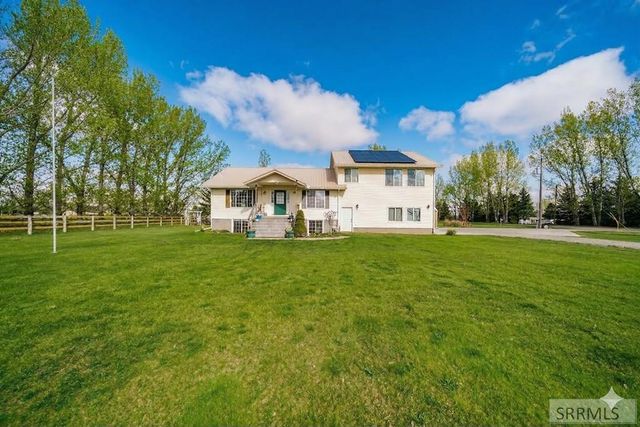 24 W 100 N, Blackfoot, ID 83221