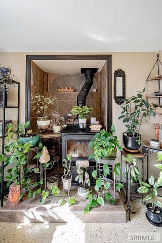 24 W 100 N, Blackfoot, ID 83221