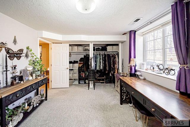 24 W 100 N, Blackfoot, ID 83221