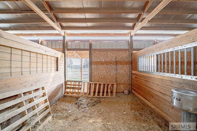 24 W 100 N, Blackfoot, ID 83221