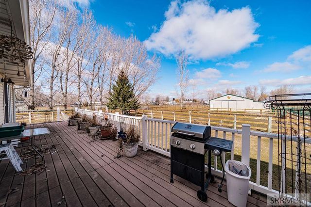 24 W 100 N, Blackfoot, ID 83221