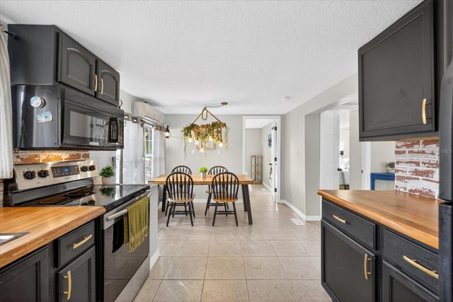 7286 ABERDEEN COURT, Weeki Wachee, FL 34607