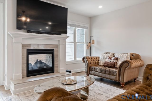12400 N Crossing Dr, Manakin Sabot, VA 23103