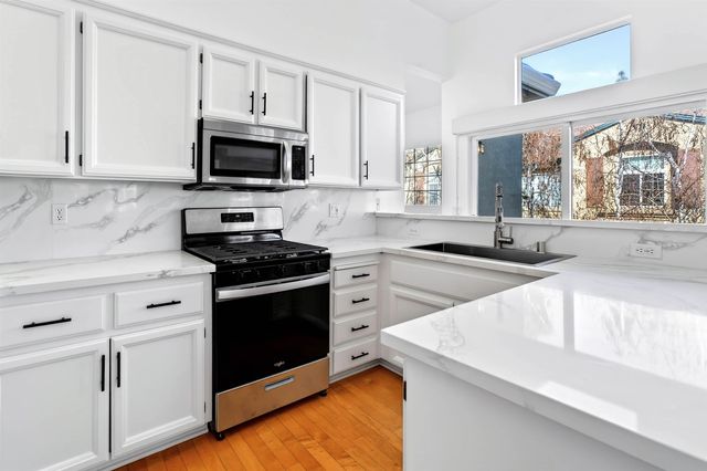 4207 Zevanove Ct, Pleasanton, CA 94588