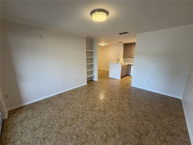 1929 SUMMER CLUB DRIVE 105, Oviedo, FL 32765