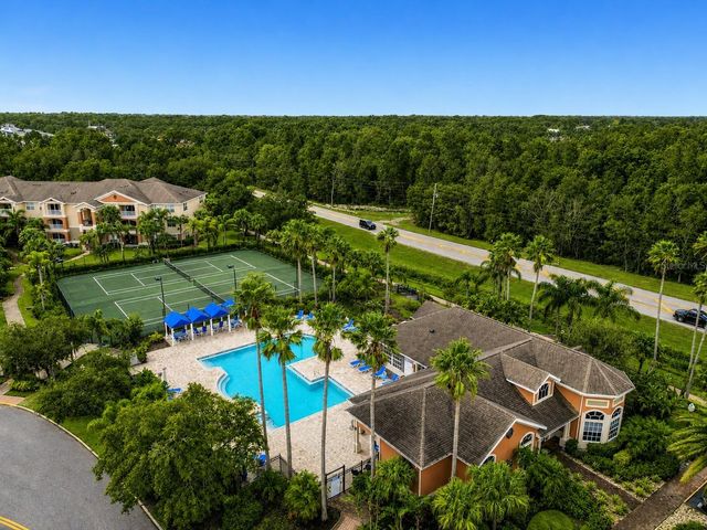 1929 SUMMER CLUB DRIVE 105, Oviedo, FL 32765