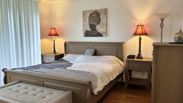 5130 Las Verdes Circle, Delray Beach, FL 33484