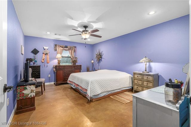 22680 Smith Loop, Cameron, OK 74932