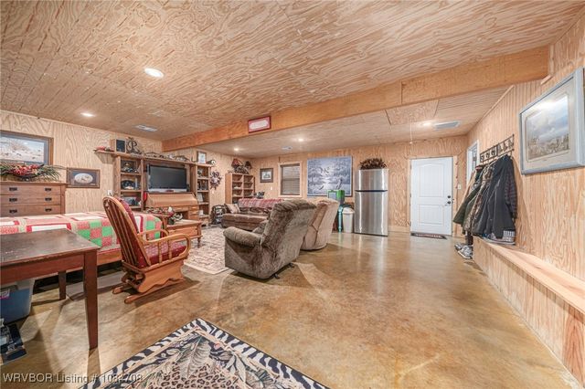 22680 Smith Loop, Cameron, OK 74932