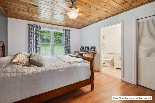 201 Mockingbird Way, Franklin, VT 05457