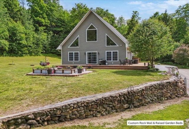 201 Mockingbird Way, Franklin, VT 05457