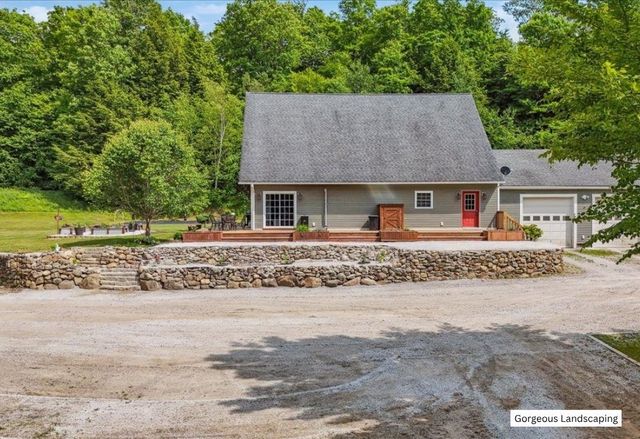 201 Mockingbird Way, Franklin, VT 05457