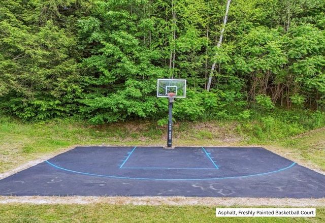 201 Mockingbird Way, Franklin, VT 05457