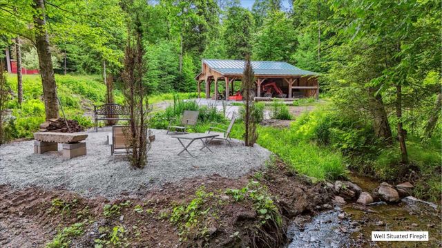 201 Mockingbird Way, Franklin, VT 05457