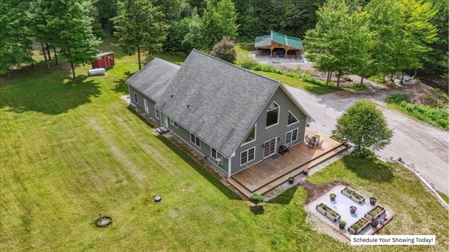 201 Mockingbird Way, Franklin, VT 05457