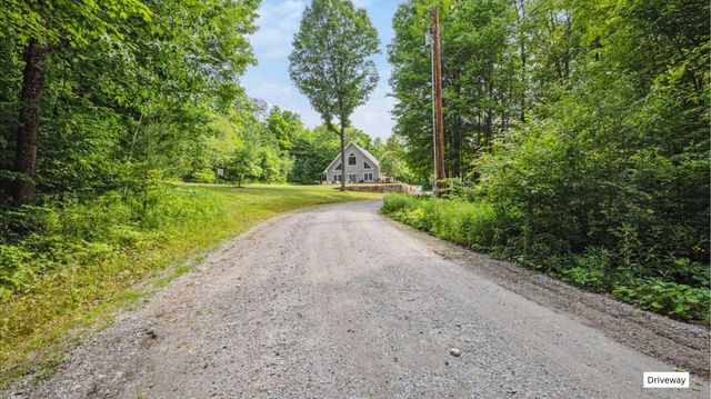 201 Mockingbird Way, Franklin, VT 05457