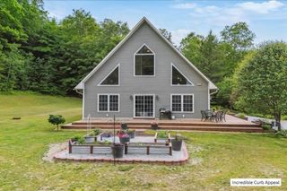 201 Mockingbird Way, Franklin, VT 05457