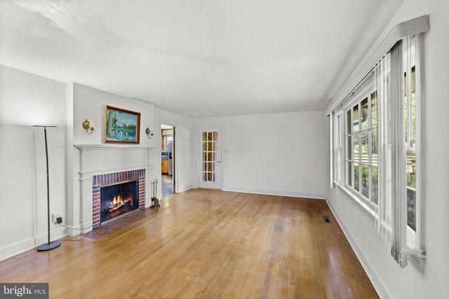 1517 KINGS HWY, King George, VA 22485