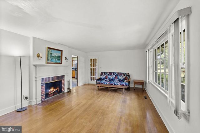 1517 KINGS HWY, King George, VA 22485