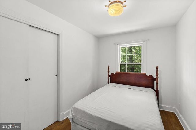 1517 KINGS HWY, King George, VA 22485