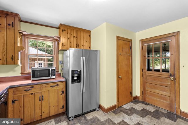 1517 KINGS HWY, King George, VA 22485