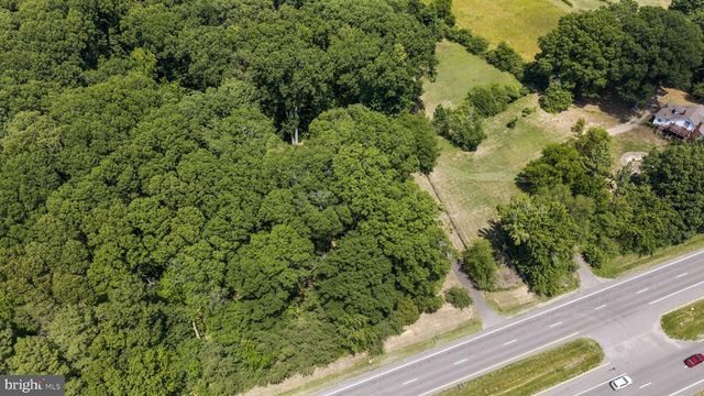 1517 KINGS HWY, King George, VA 22485