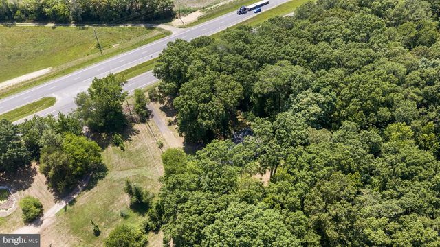 1517 KINGS HWY, King George, VA 22485
