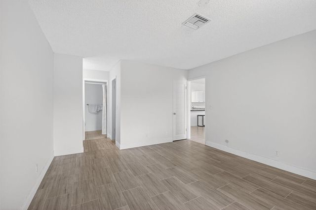 13984 Vía Flora B, Delray Beach, FL 33484