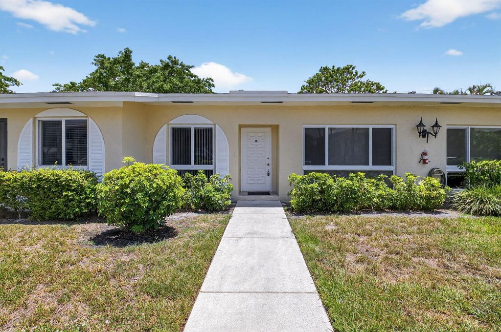 13984 Vía Flora B, Delray Beach, FL 33484