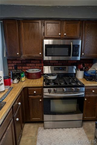 11765 Broadway Street, Alden, NY 14004