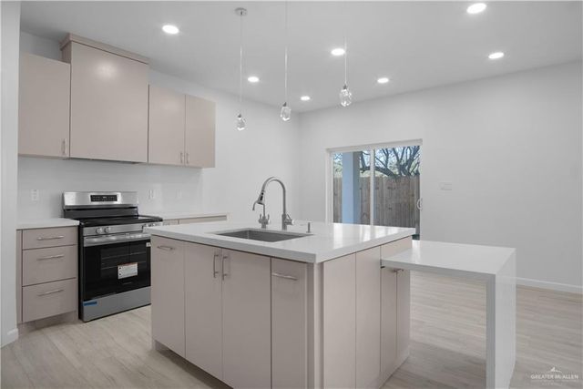 2711 Harmony Street, Mission, TX 78574