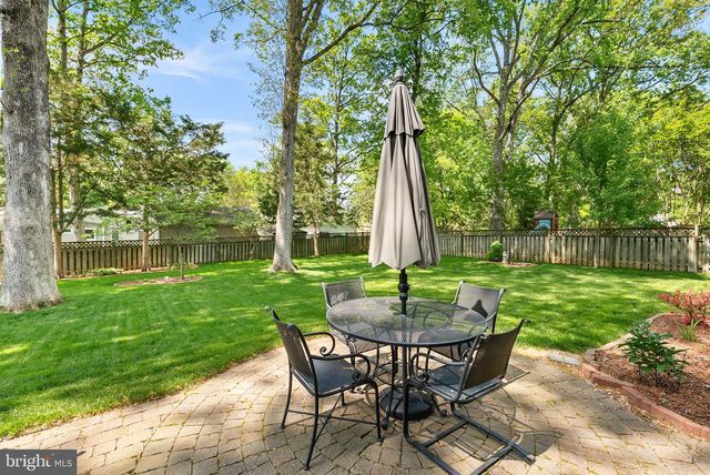 14810 CRANOKE ST, Centreville, VA 20120