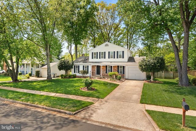 14810 CRANOKE ST, Centreville, VA 20120
