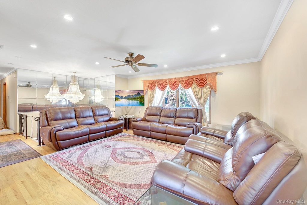 2 Old Broadway, New Hyde Park, NY 11040 — photo 4