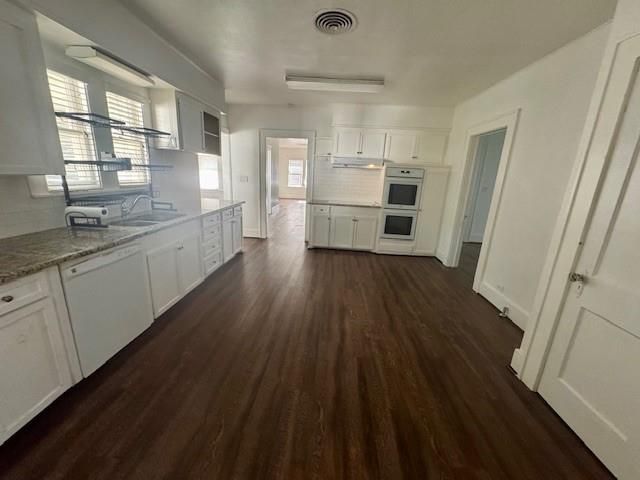 913 Fowlkes Street, Sealy, TX 77474