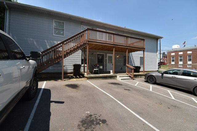 201 Danville Street, Lancaster, KY 40444