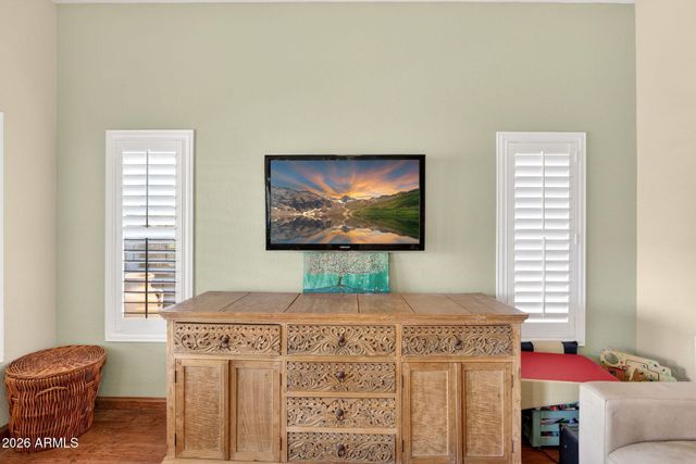 918 N BRADLEY Drive, Chandler, AZ 85226