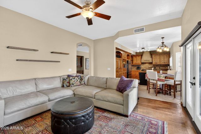 918 N BRADLEY Drive, Chandler, AZ 85226