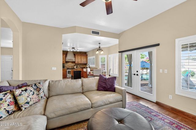 918 N BRADLEY Drive, Chandler, AZ 85226