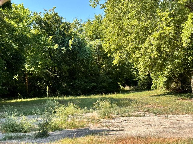 7232 S Rosemont Road, Dallas, TX 75217