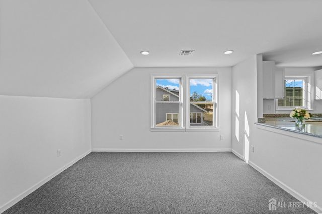 43 Hillcrest Avenue, Franklin Twsp, NJ 08873