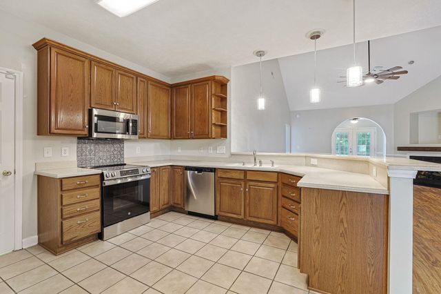 1114 University Forest Dr., Conway, SC 29526