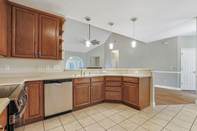 1114 University Forest Dr., Conway, SC 29526
