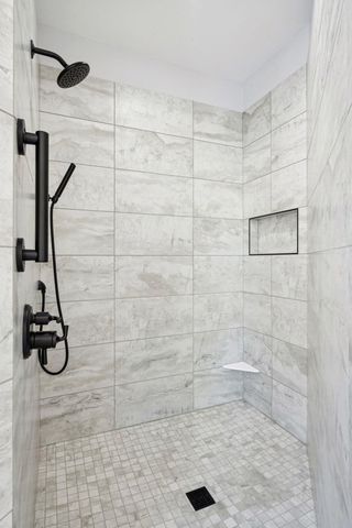 5534 Conifer Trail, Minnetonka, MN 55345