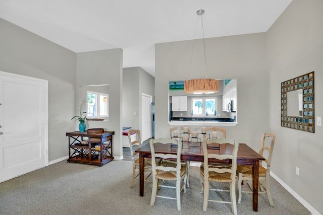 5040 Harmony Circle 201, Vero Beach, FL 32967
