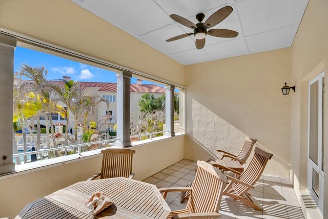 5040 Harmony Circle 201, Vero Beach, FL 32967